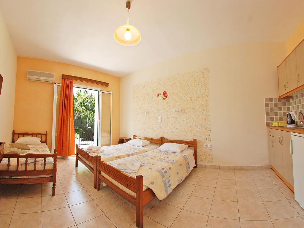 Emilia Apartments ترابيزاكي المظهر الخارجي الصورة