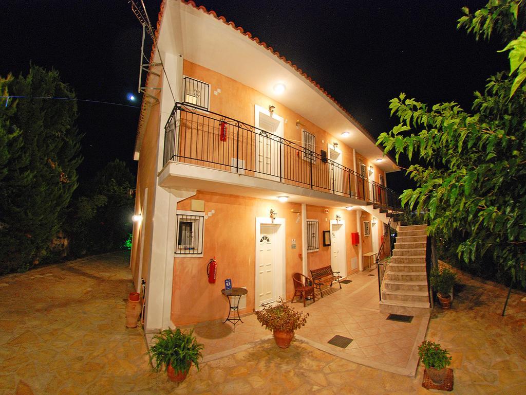 Emilia Apartments ترابيزاكي المظهر الخارجي الصورة